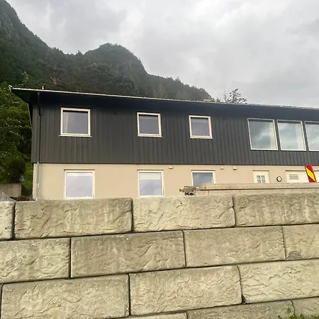 Basement On Ulstein * Ulsteinvik